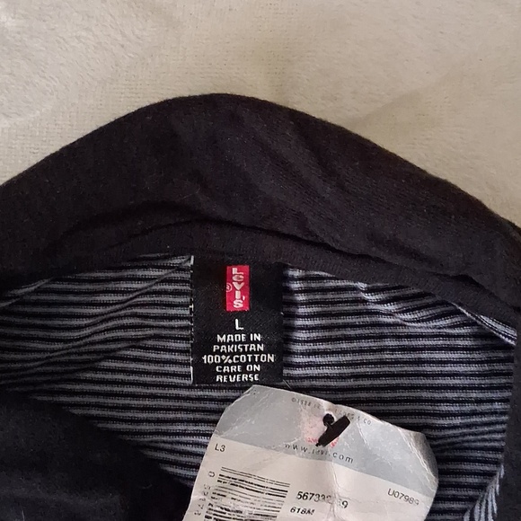 Levi's Boy''s Short Sleeve Polo Shirt - Gray/Black - Picture 4 of 5